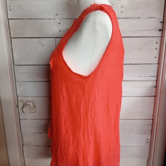 Jella C Coral Lace Sleeveless Top Small Boho Keyhole Back V-Neck Coastal Beachy - Picture 4 of 12